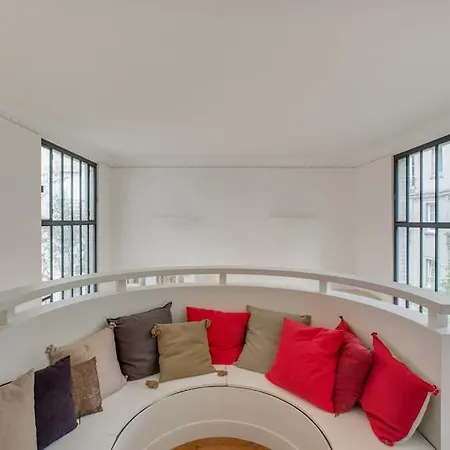 Apartment Elegance And Charm At Leandre *